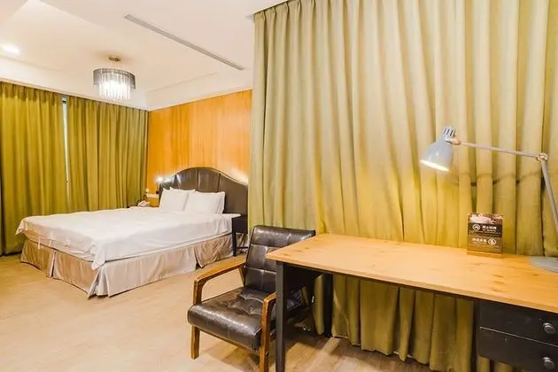 Deluxe Tek Büyük Yataklı Oda