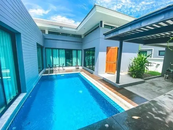 Villa, 3 Yatak Odası, Havuz Manzaralı