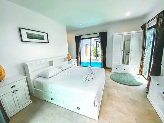 Villa, 3 Yatak Odası, Havuz Manzaralı
