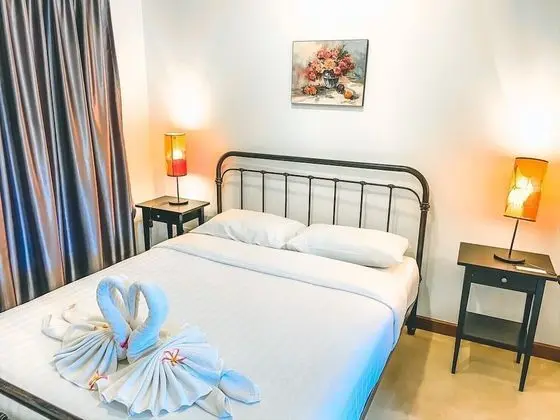 Villa, 3 Yatak Odası, Havuz Manzaralı