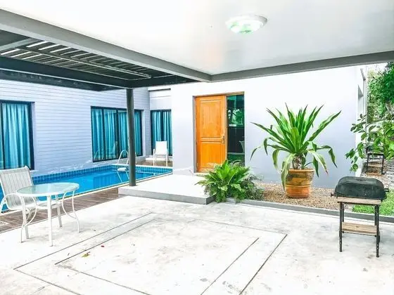 Villa, 3 Yatak Odası, Havuz Manzaralı