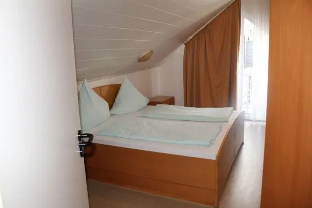 Standard Tek Büyük Yataklı Oda, Sigara İçilmez, Üzüm Asması Manzaralı