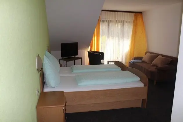 Standard Tek Büyük Yataklı Oda, Sigara İçilmez, Üzüm Asması Manzaralı