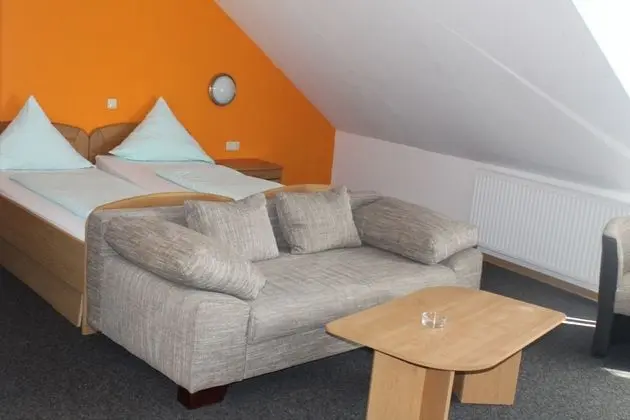 Standard Tek Büyük Yataklı Oda, Sigara İçilmez, Üzüm Asması Manzaralı