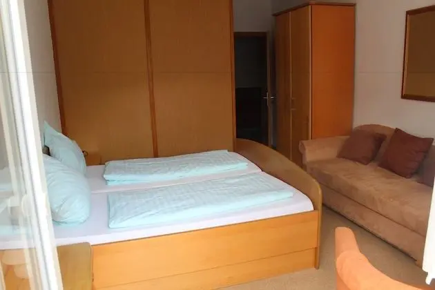 Standard Tek Büyük Yataklı Oda, Sigara İçilmez, Üzüm Asması Manzaralı