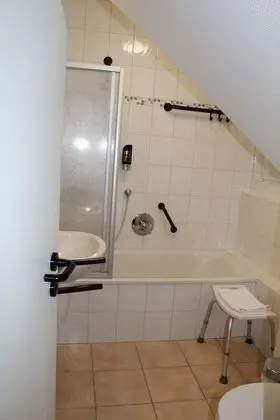 Standard Tek Büyük Yataklı Oda, Sigara İçilmez, Üzüm Asması Manzaralı