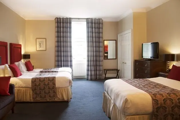 Family Room, lower ground floor