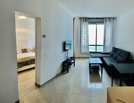 Panoramic Apart Daire, Deniz Manzaralı