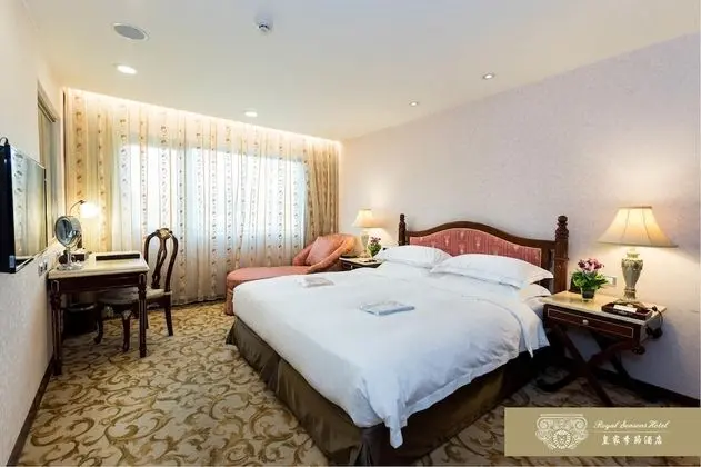Deluxe Tek Büyük Yataklı Oda