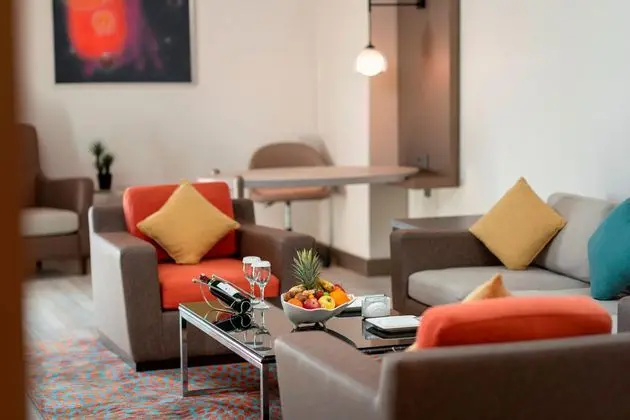 https://images.etstur.com/imgproxy/resize/2560x1440/files/images/hotelImages/etsrooms/92/Royal_Seginus_20251021115939_10.jpg