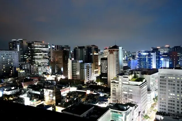 Premier Corner Twin - Club SKY Lounge Access - Evening Snack & Wine (5pm~7pm)