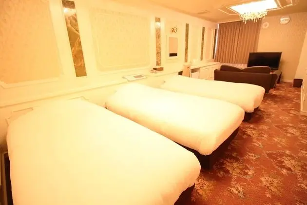 Üç Kişilik Oda, Sigara İçilmez (with Extrabed)