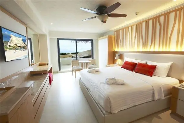 Deluxe Room, Jetted Tub, Ocean View Free Wi-Fi