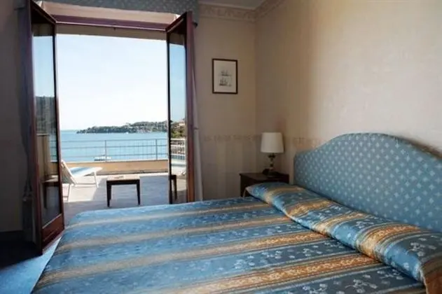 Tek Büyük Yataklı Oda, Deniz Manzaralı