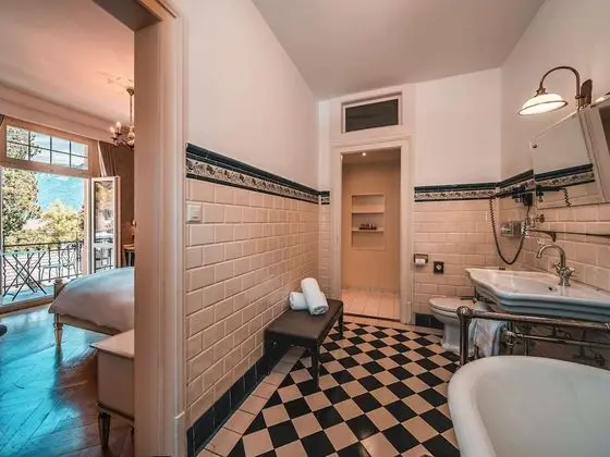 Oda, Balkon (Historic, customized rooms, with A/C)
