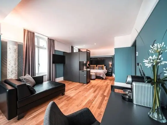 Oda, Balkon (Modern, air-conditioned)