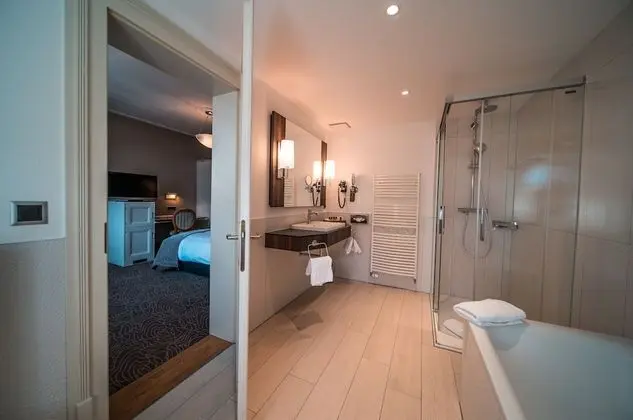 Oda (Historic, customized rooms, with A/C)