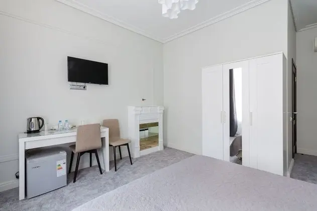 Comfort Tek Büyük Yataklı Oda