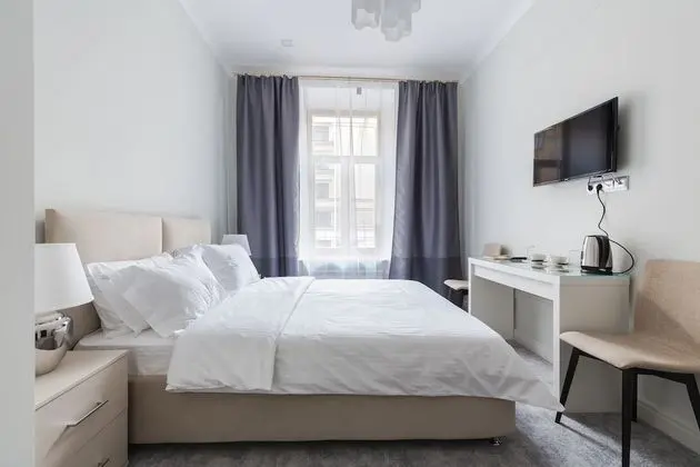 Comfort Tek Büyük Yataklı Oda