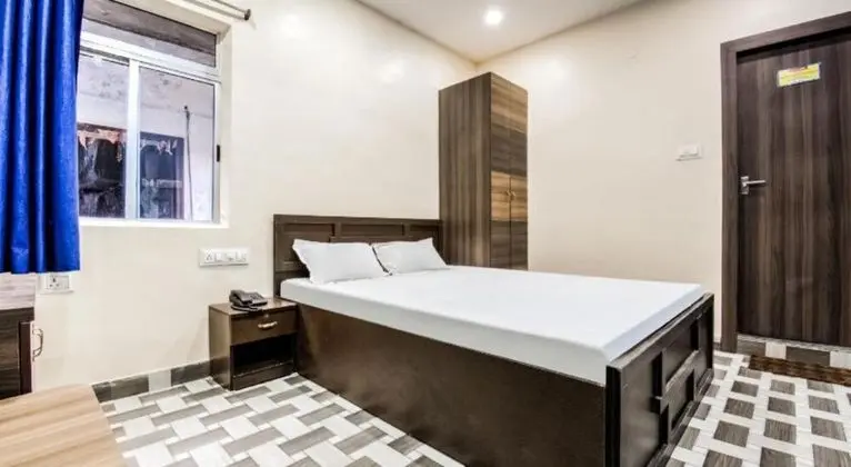 Deluxe Tek Büyük Yataklı Oda, Birden Çok Yatak, Şehir Manzaralı