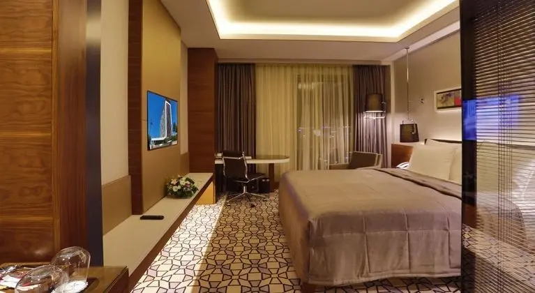 Deluxe Oda (İptal Edilemez)