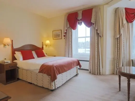 Deluxe Tek Büyük Yataklı Oda, 1 Çift Kişilik Yatak, Liman Manzaralı