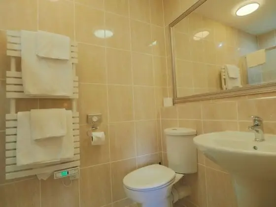 Deluxe Tek Büyük Yataklı Oda, 1 Çift Kişilik Yatak, Liman Manzaralı