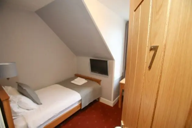 Standard Tek Kişilik Oda