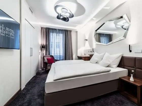 Deluxe Tek Büyük Yataklı Oda