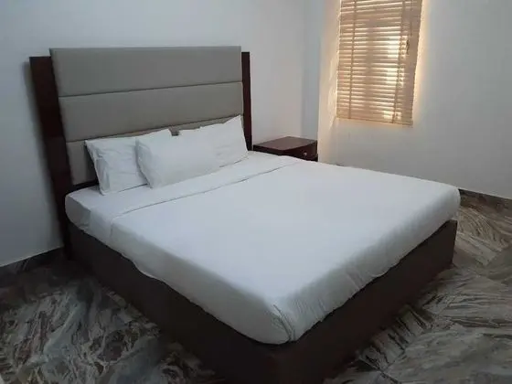 Executive Tek Büyük veya İki Ayrı Yataklı Oda