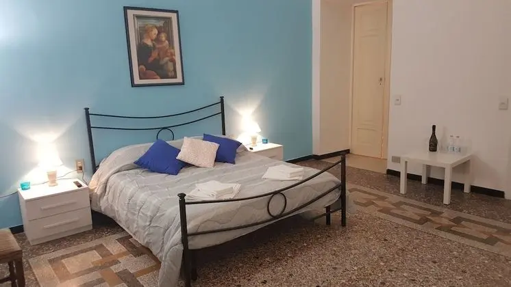 Comfort Tek Büyük Yataklı Oda, Küvet, Bahçe Manzaralı