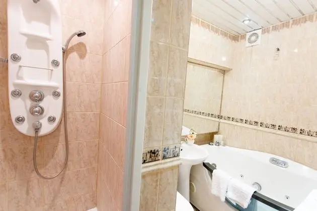 Deluxe Apart Daire, 1 En Büyük (King) Boy Yatak, Sigara İçilmez, Sıcak Su Havuzu