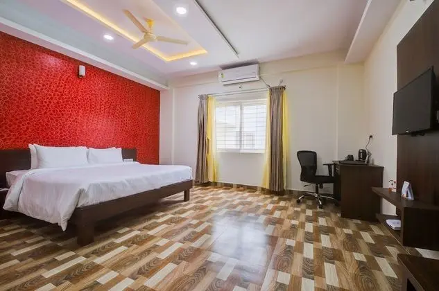 Deluxe Tek Büyük Yataklı Oda