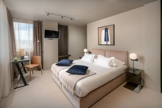 Oda, 1 Çift Kişilik veya 2 Tek Kişilik Yatak, Şehir Manzaralı