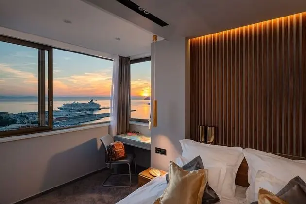 Stüdyo Süit, Deniz Manzaralı