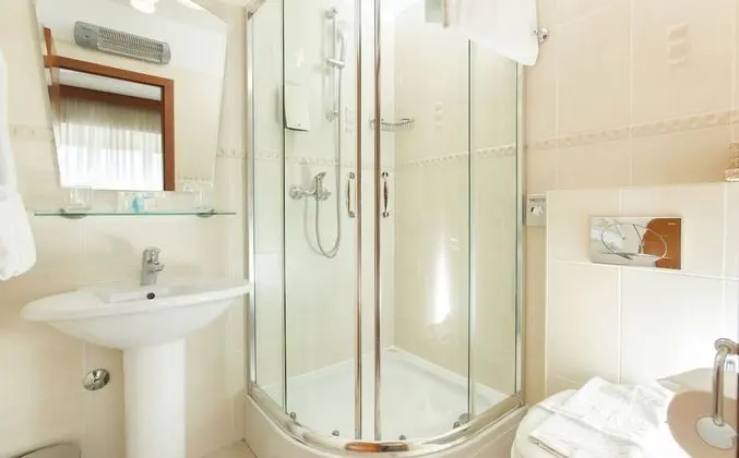 Superior Tek Büyük Yataklı Oda, Balkon