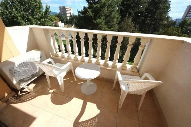 Apart Daire With Balcony