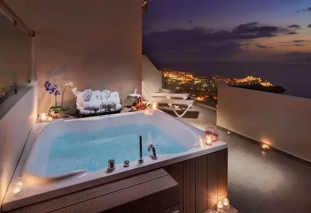Luxury Apart Daire, 3 Yatak Odası, Sıcak Su Küveti