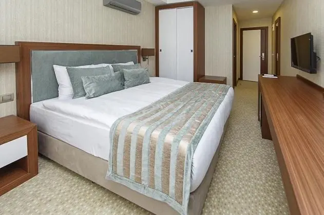 Standart Oda, Şehir Manzaralı
