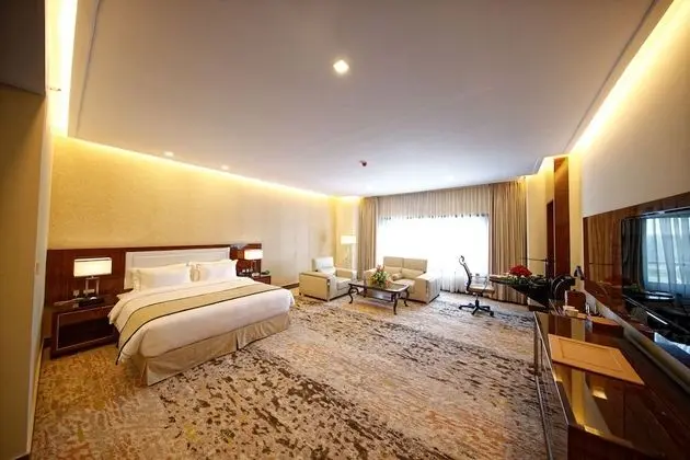 Standard Oda, 1 En Büyük (King) Boy Yatak, Muhtelif Manzaralı (Swiss Select King Room)