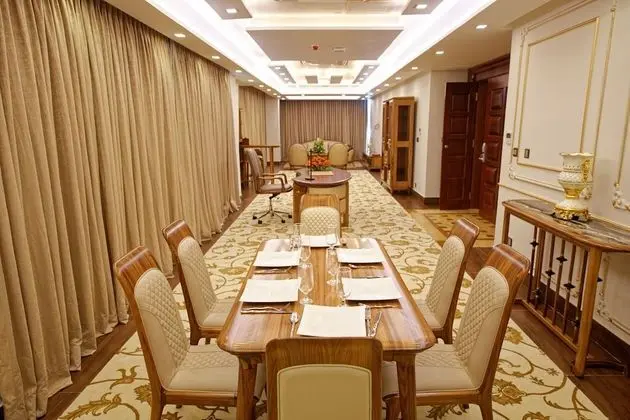 Süit, Birden Çok Yatak (Presidential Suite)