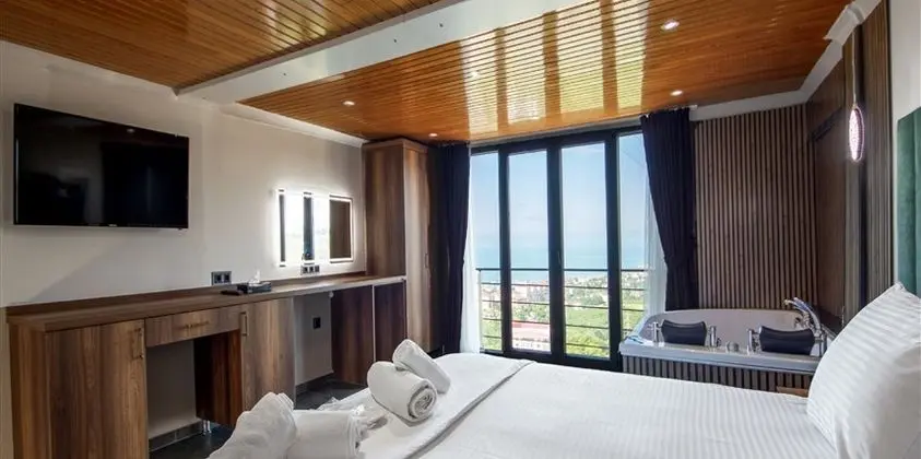 Deluxe Jakuzili Villa