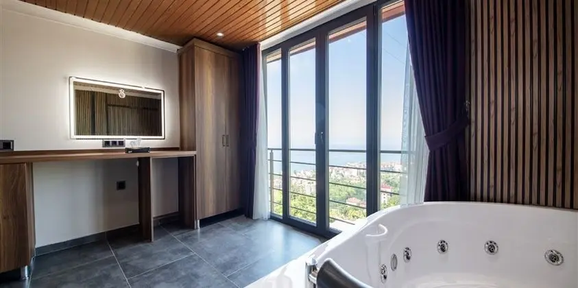 Deluxe Jakuzili Villa
