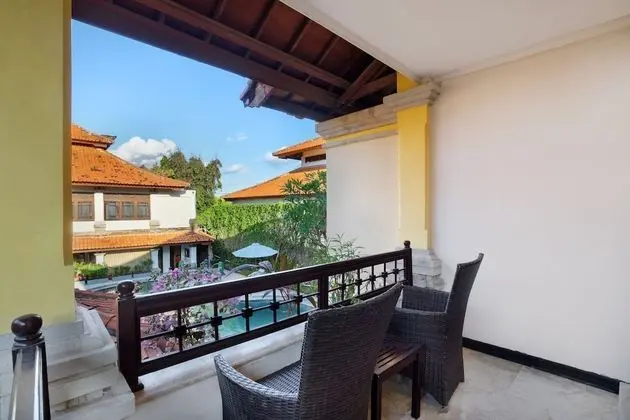 Villa, 3 Yatak Odası, Havuz Manzaralı