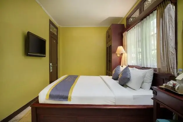 Villa, 3 Yatak Odası, Havuz Manzaralı