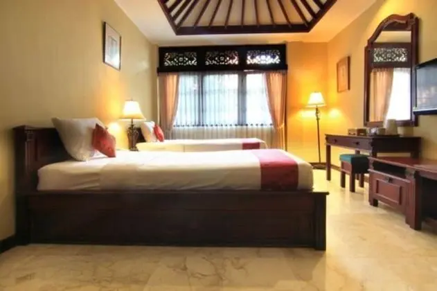 Villa, 3 Yatak Odası, Havuz Manzaralı