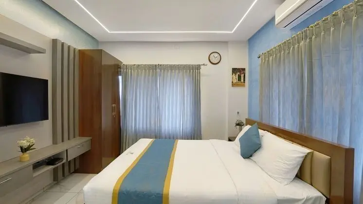 Luxury Oda