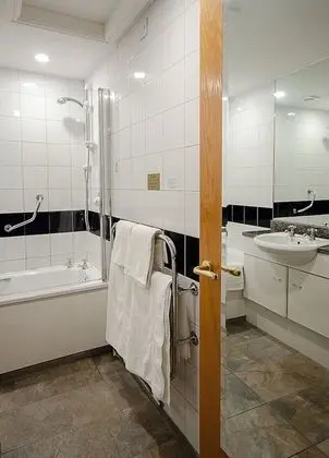 Executive Tek Büyük Yataklı Oda