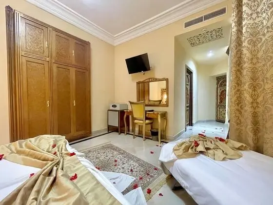 Üç Kişilik Oda