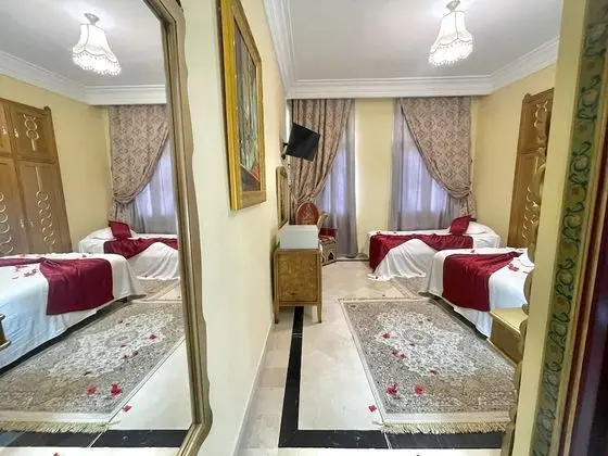 Üç Kişilik Oda